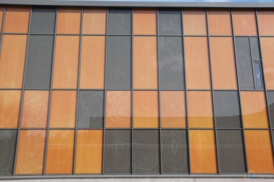 Vetro resistente alle temperature personalizzato con superficie smaltata