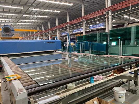Tipo di rivestimento di vetro Soluzioni in vetro a basso consumo di energia in edifici residenziali e commerciali Efficienza energetica